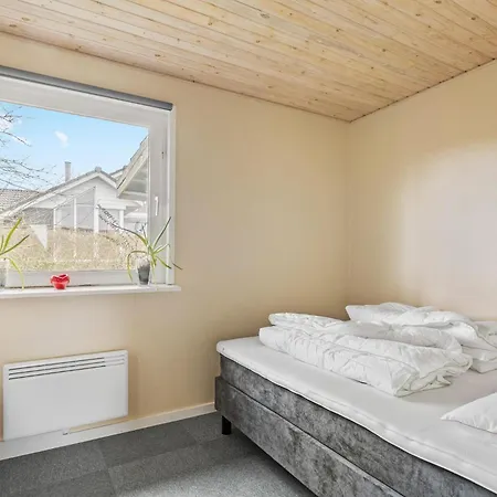 Three-bedroom In Haderslev בית נופש Diernæs