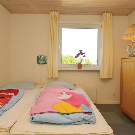 Three-bedroom In Haderslev בית נופש Diernæs